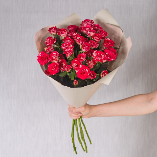 Букет розовых кустовых роз арт. 38363-Р