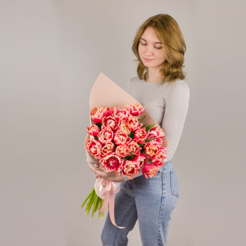 Букет из 25 пионовидных тюльпанов Колумбус арт. 46327