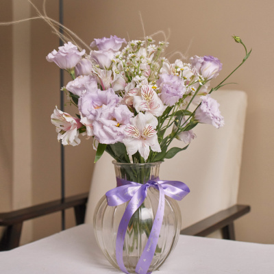 Букет из эустомы в вазе. Сет N 82238 Букет из эустомы в вазе. Сет N 82238