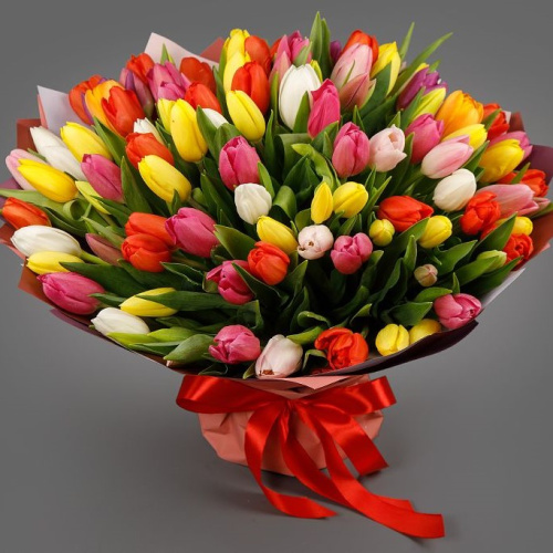 Букет 101 тюльпан красно-желтый МИКС в упаковке арт. 5505