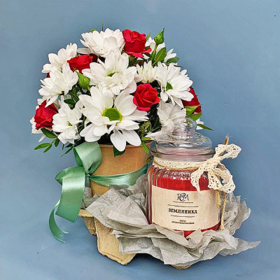 Сет "Романтичный". Набор стаканчик с цветами и аромасвечой в банке 70191