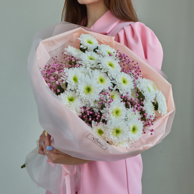 Букет с хризантемой и гипсофилой РОЗОВЫЙ N 84572-Р Букет с хризантемой и гипсофилой РОЗОВЫЙ N 84572-Р